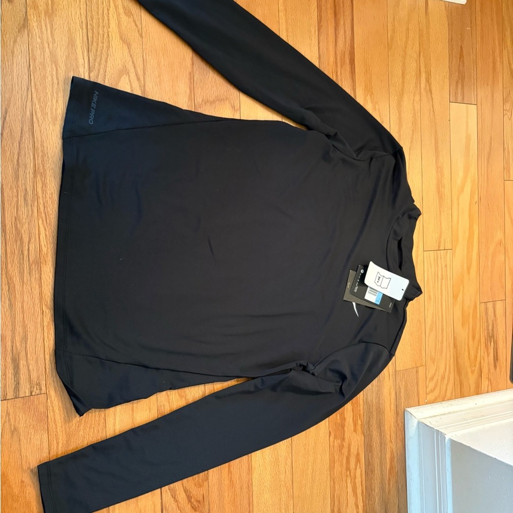Nike Women's Black compression Shirt